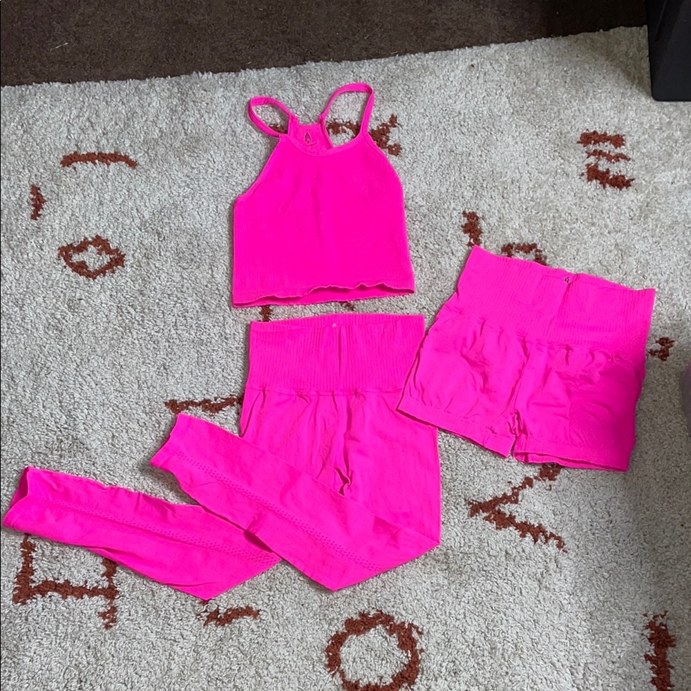 NWOT- FP Movement by FP- M/L- Hot Pink- Happiness Runs & Good Karma- 3 Piece Set